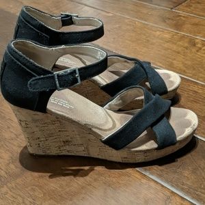 Tom's Wedges